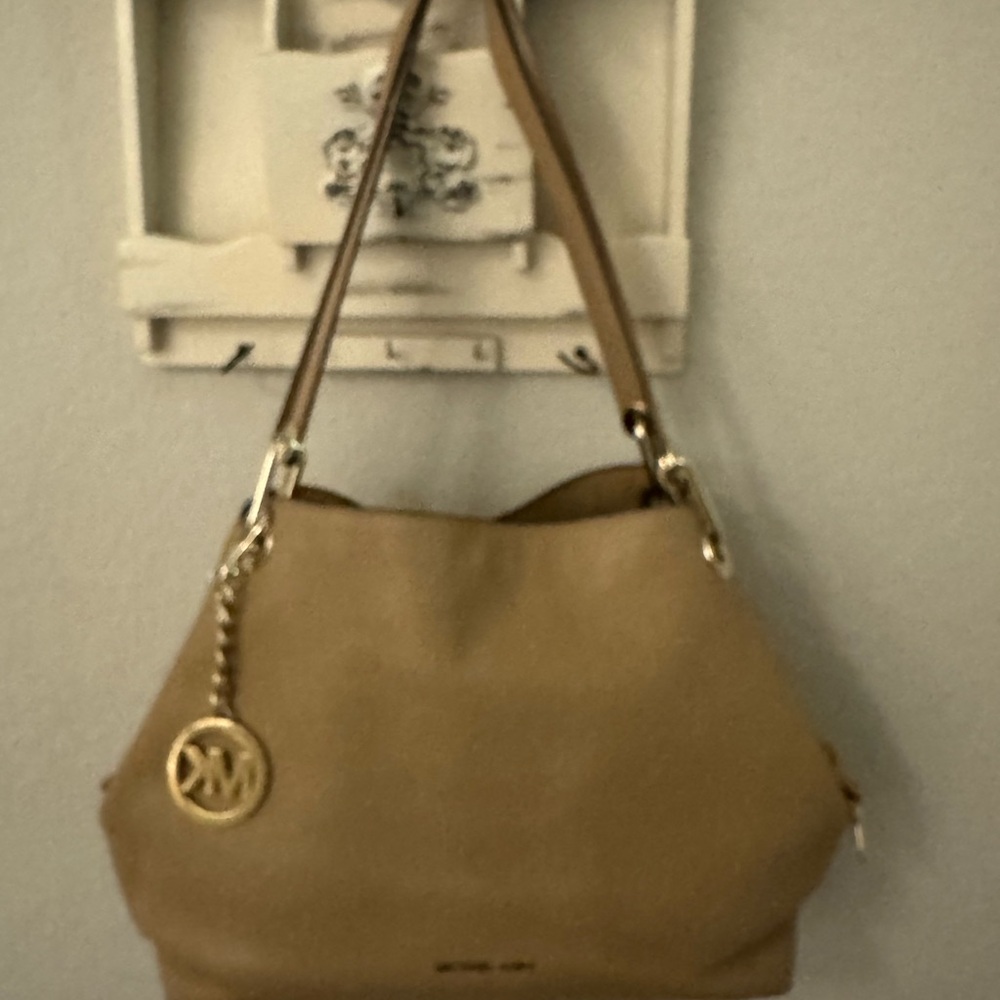 Michael Kors Beige Shoulder Bag - Picture 2 of 11